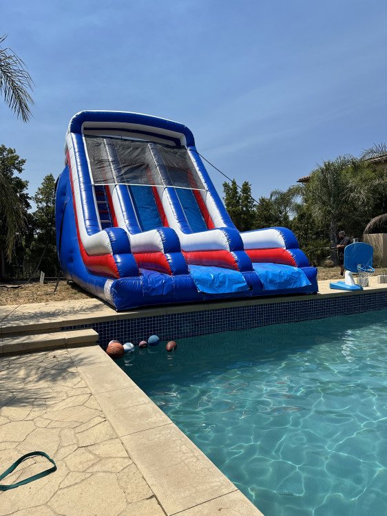 18’ Red, White and Blue Dual Lane Waterslide